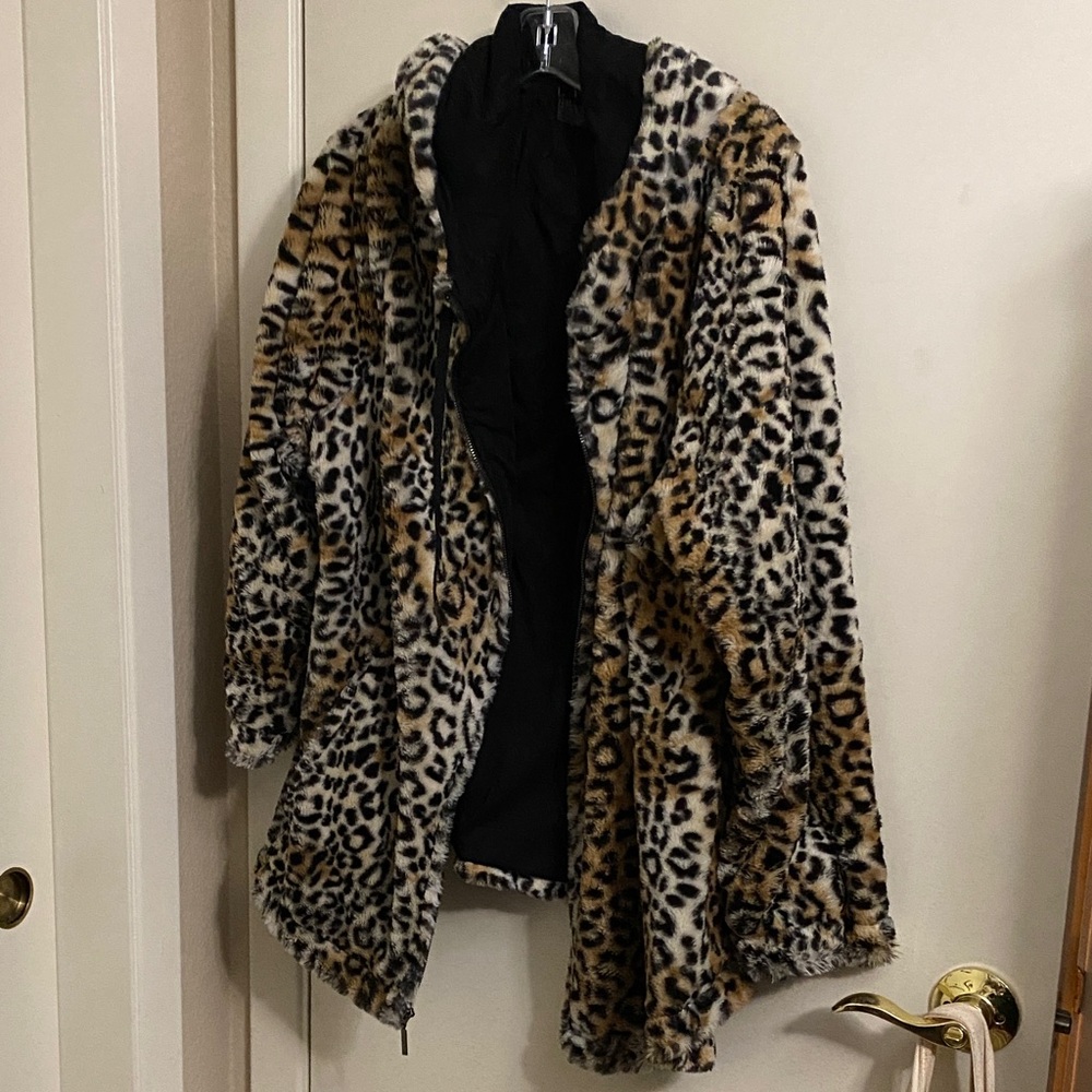 Stylish Leopard Print Teddy Jacket